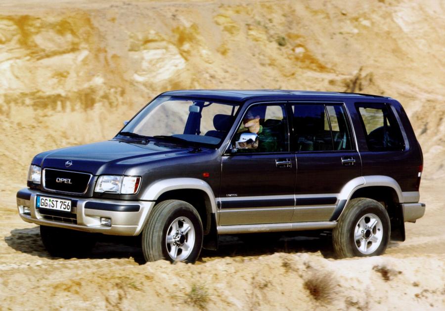  Opel Monterey 3.5 V6 Limited 1998 года  (фото 6 из 36)